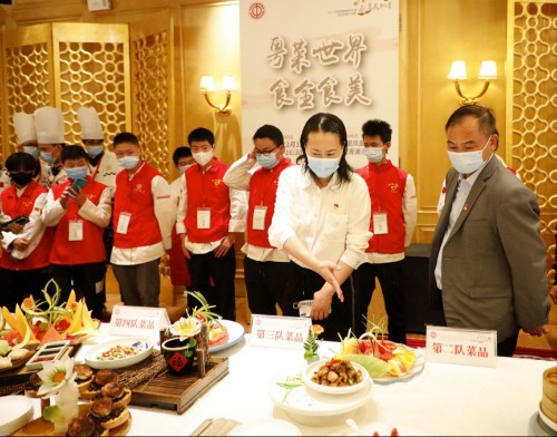 必威 betway必威深圳莲花街道工会举办粤菜师傅厨艺大比拼活动(图2)
