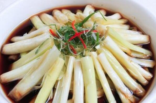 必威 必威betway江苏淮扬菜十大名菜 蟹粉狮子头上榜第三讲究刀工火候(图6)