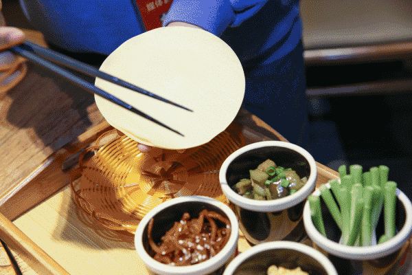 中国八大菜系鲁、苏、粤、川、浙、闽、湘、必威 必威betway徽您最喜欢哪个？(图1)