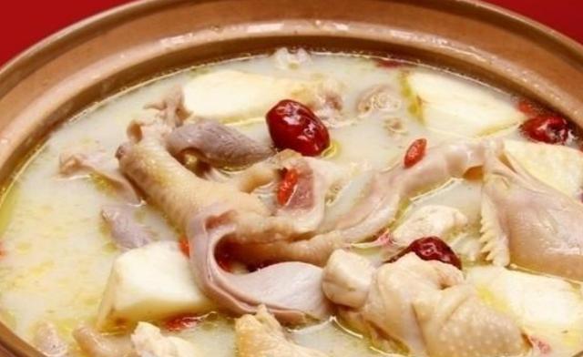 必威 betway必威这道广东的客家特色菜大名叫“猪肚包鸡”小名叫“凤凰投胎”(图3)