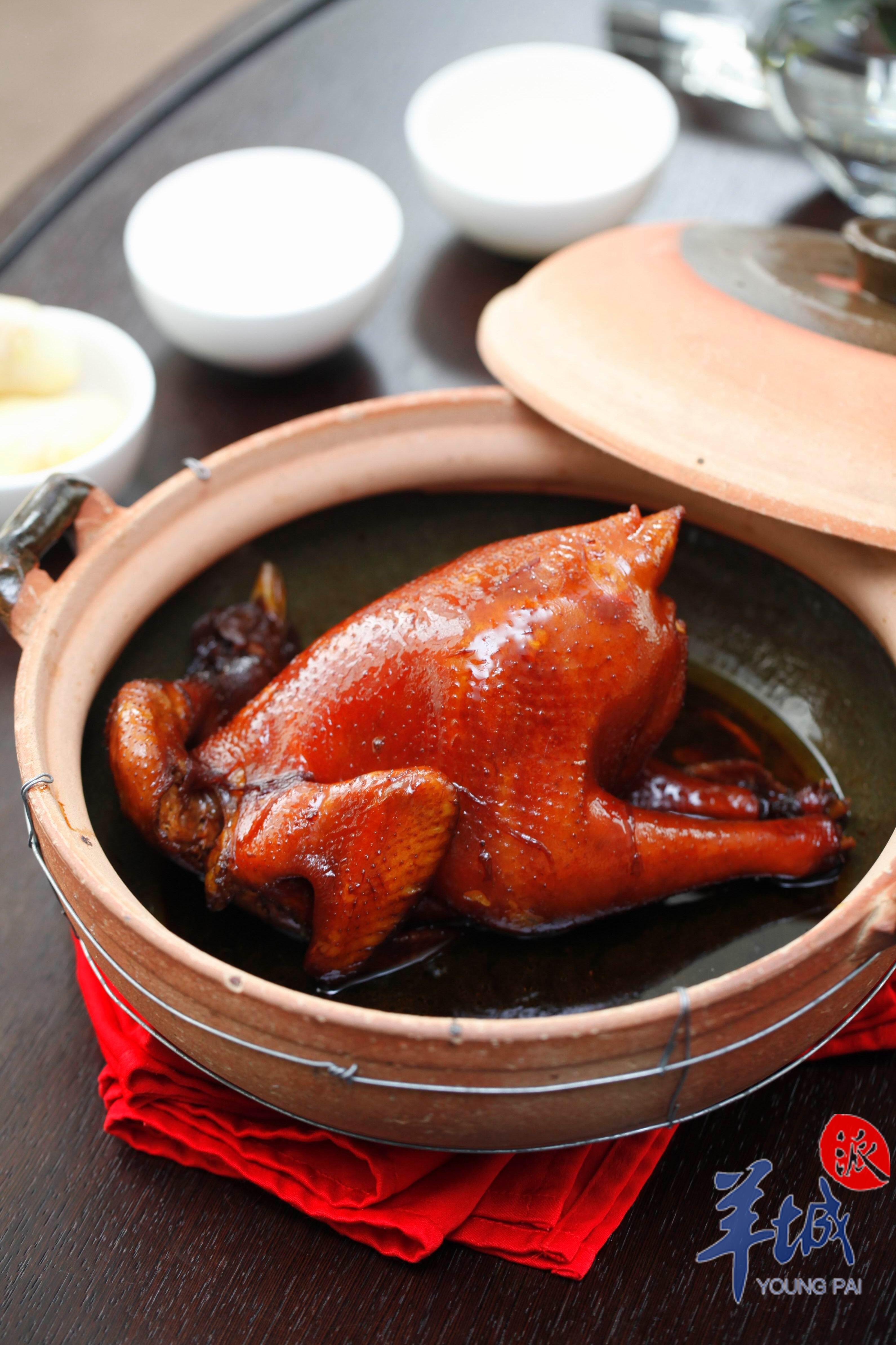 【食尚岭南】岭南食经｜曾应枫：粤菜遍及世界唤起人的乡必威 betway必威愁(图6)