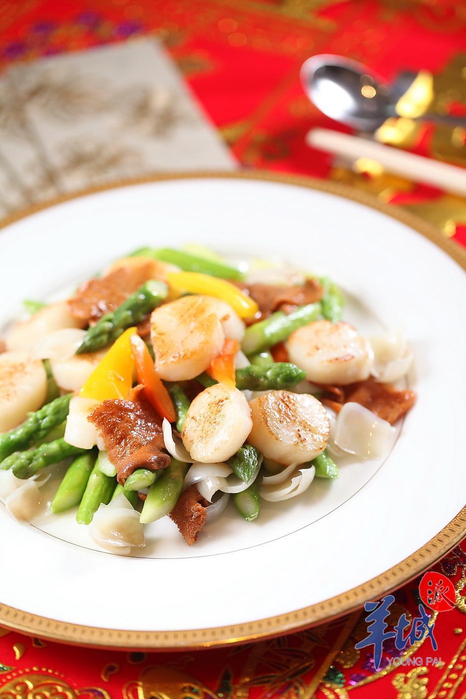 【食尚岭南】岭南食经｜曾应枫：粤菜遍及世界唤起人的乡必威 betway必威愁(图8)