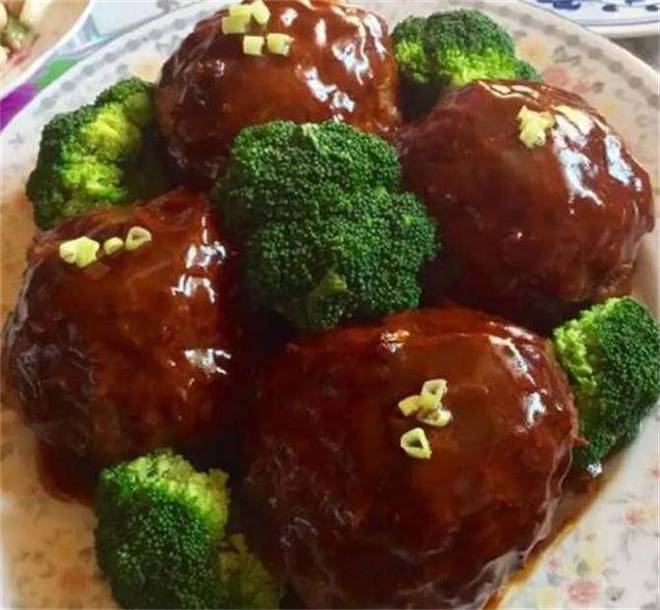 必威 必威betway中国八大菜系排名正确版本出炉川菜以其麻辣鲜香成为了佼佼者(图1)