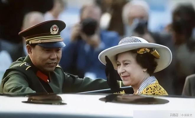 1986必威 betway必威年英女王访家向借车：用完后不用还了(图1)