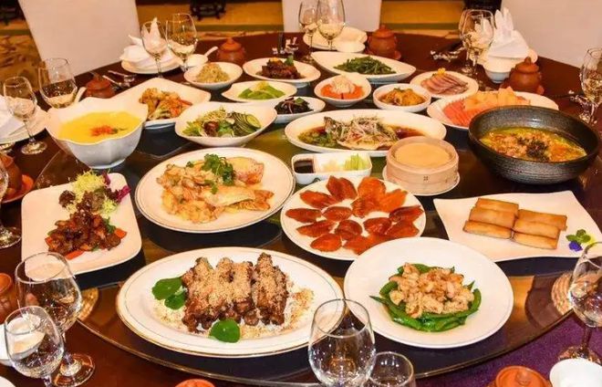 必威 betway必威广东菜为什么上不了国宴？国宴八大热菜你吃过哪几道？(图1)