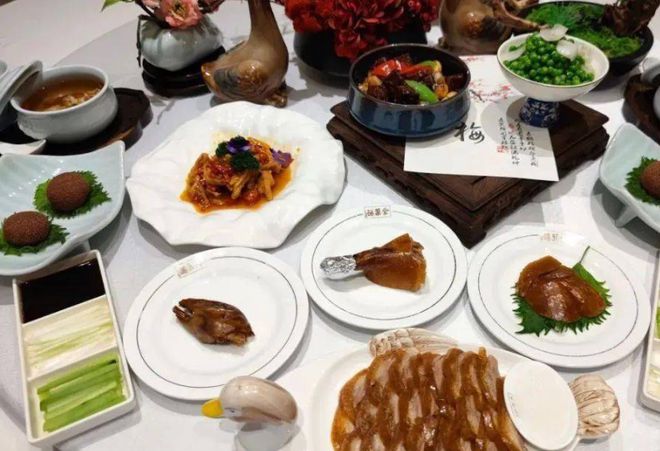 必威 betway必威广东菜为什么上不了国宴？国宴八大热菜你吃过哪几道？(图12)