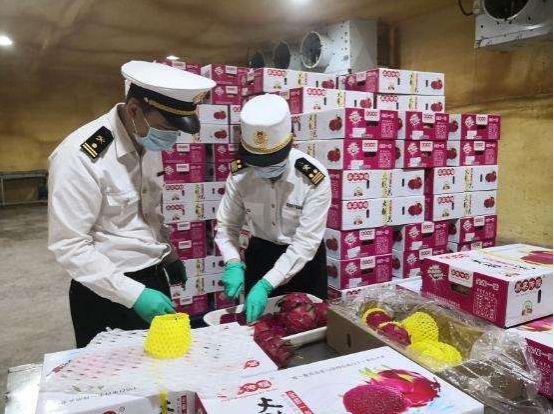 必威 betway必威这几种进口水果检出新冠阳性？多地紧急发布通告：买到后要这样做(图4)
