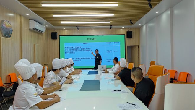 必威 betway必威赞！乐昌市民获得广东省五星级“粤菜师傅”名厨称号(图2)