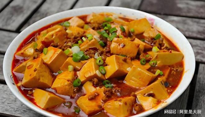 必威 betway必威中国美食排行榜出炉：粤菜、徽菜上榜你吃过几个钟？(图1)
