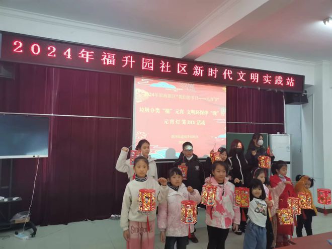 必威 必威betway守护舌尖上的“团圆味”！新河街道开展食品安全宣传活动(图4)