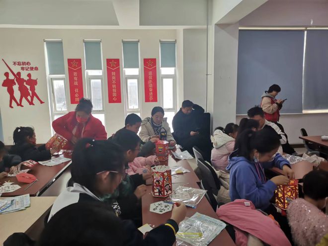 必威 必威betway守护舌尖上的“团圆味”！新河街道开展食品安全宣传活动(图3)
