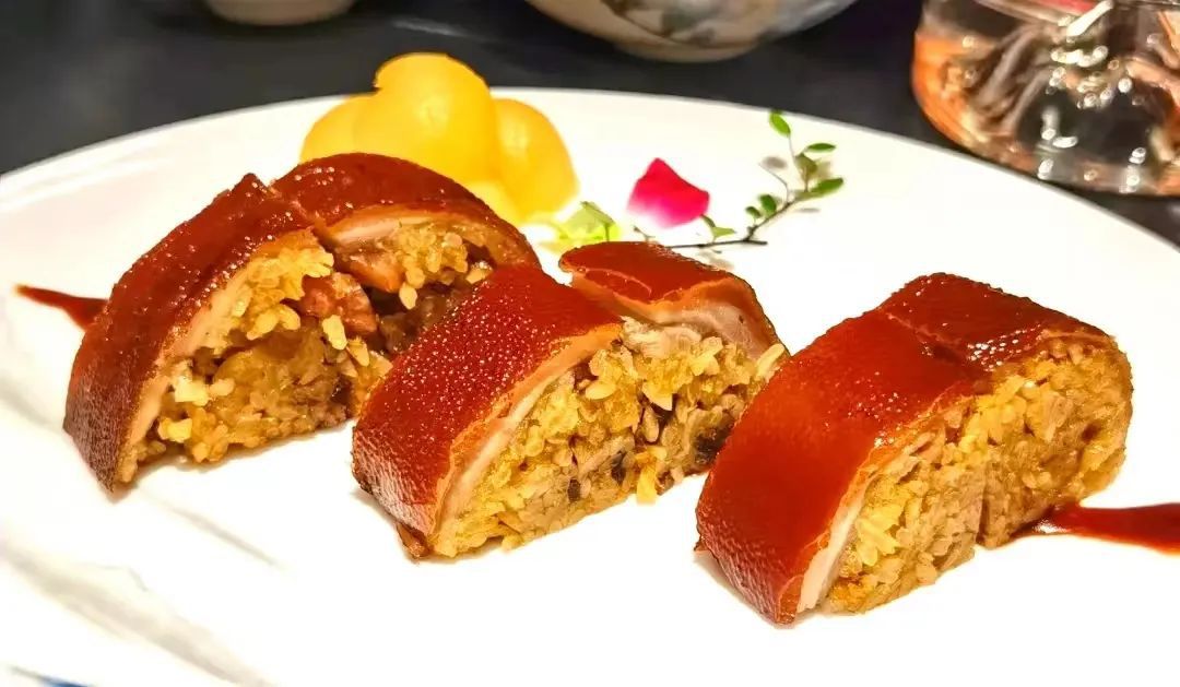 热播剧中的老字号精品粤菜在闵行这里也能吃到原汁原味→必威 必威betway(图7)