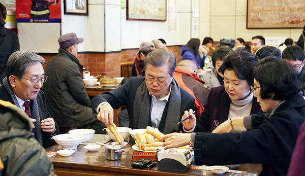 耶伦来华饮食备受关注：美食必威 betway必威成中美关系黏合剂？(图6)