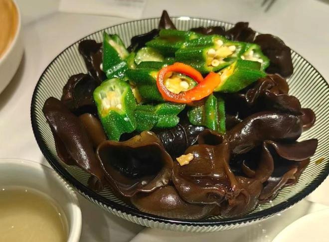 必威 betway必威耶伦来中国直奔广州陶陶居吃粤菜点了16道菜结账时却让人意外(图1)